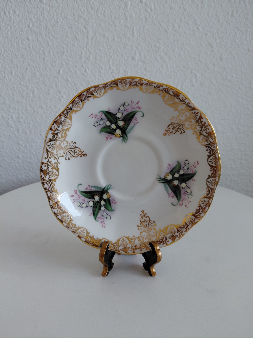 Vtg Royal Standart England Single Saucer Fine Bone China 5.5" Lilley Of The Vale